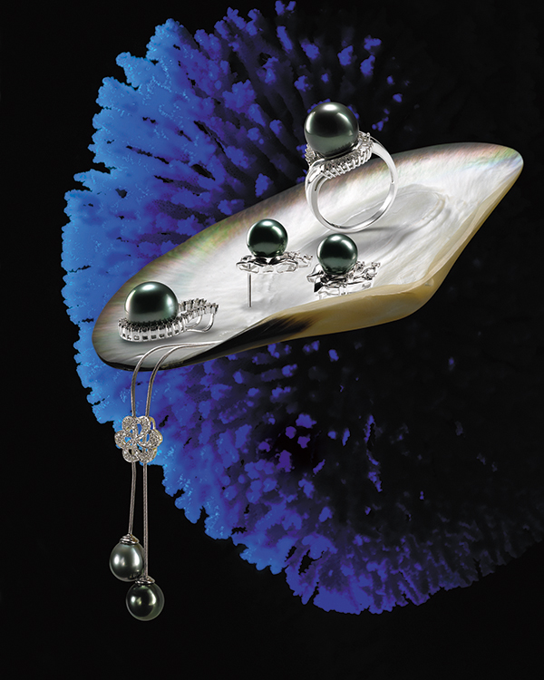 1999年第一张珠宝作品：大溪地黑珍珠.jpg